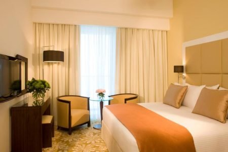 Get the celebrity treatment with world-class service at Grand Mercure Dubai City