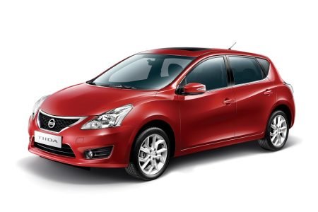 Nissan Tiida hatchback