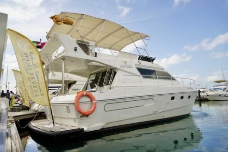 YACHT 44 FEET RENTAL IN DUBAI