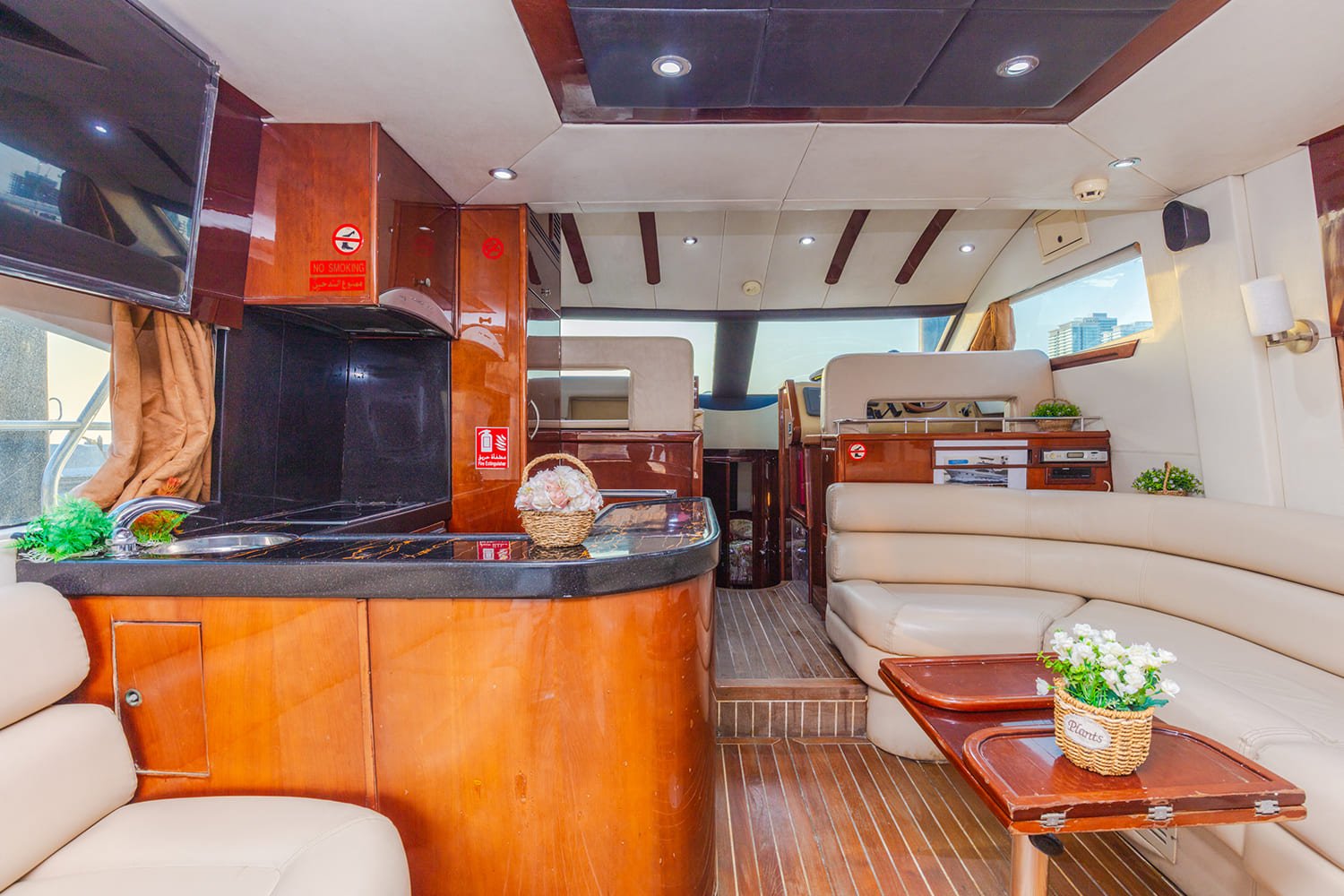 YACHT 50 FEET RENTAL IN DUBAI