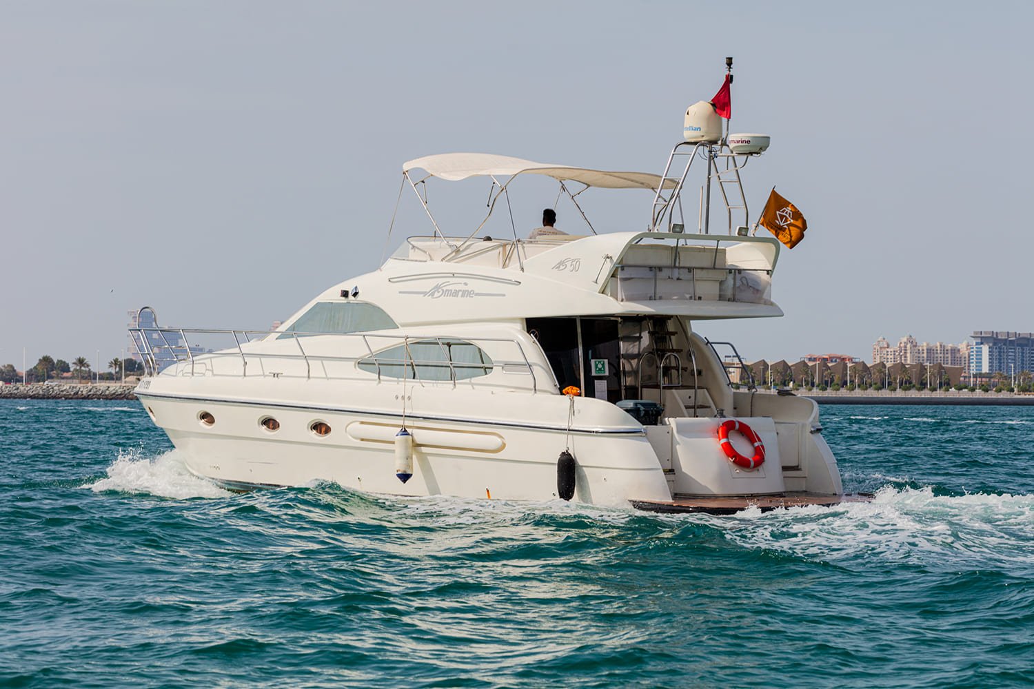 YACHT 50 FEET RENTAL IN DUBAI