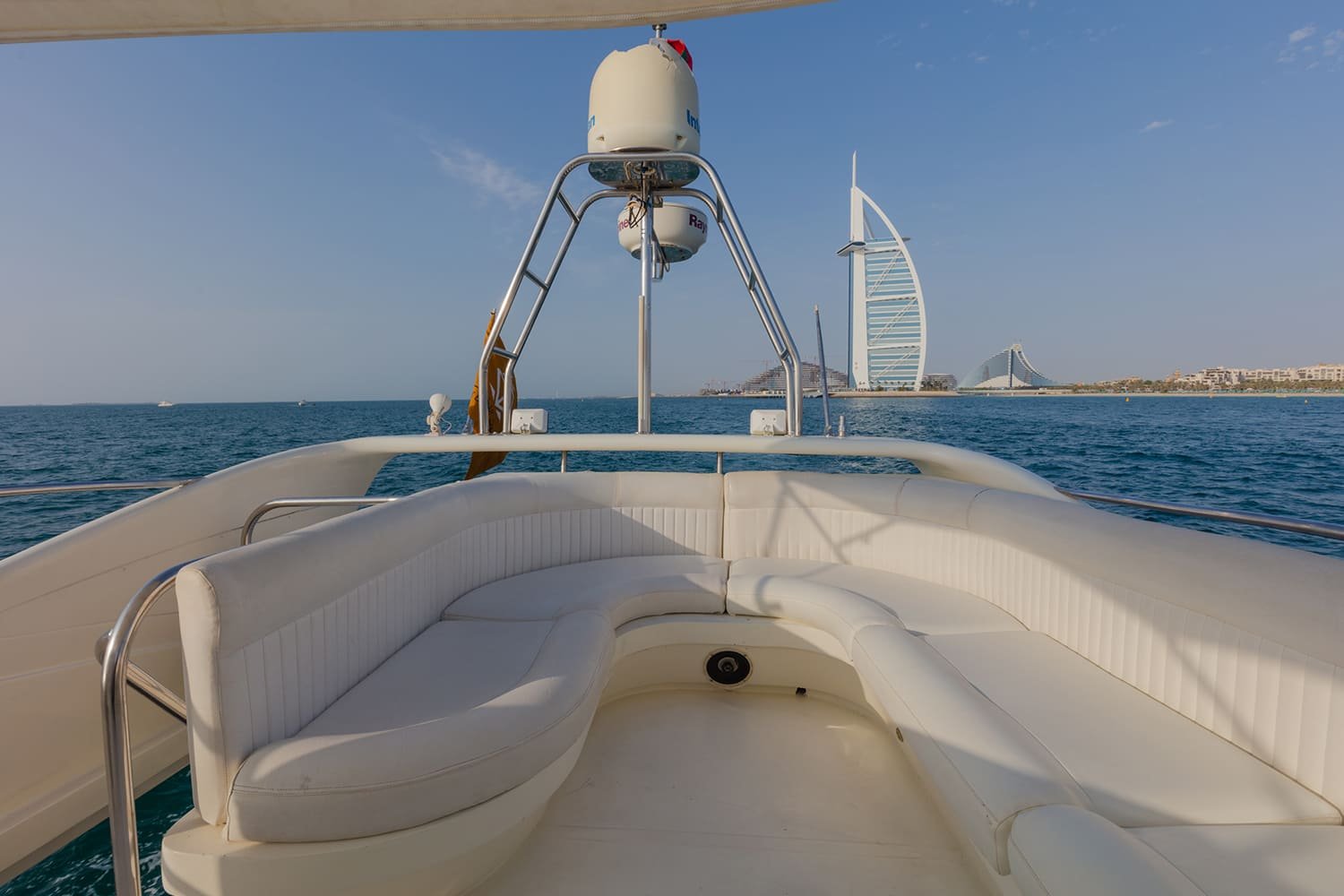 YACHT 50 FEET RENTAL IN DUBAI