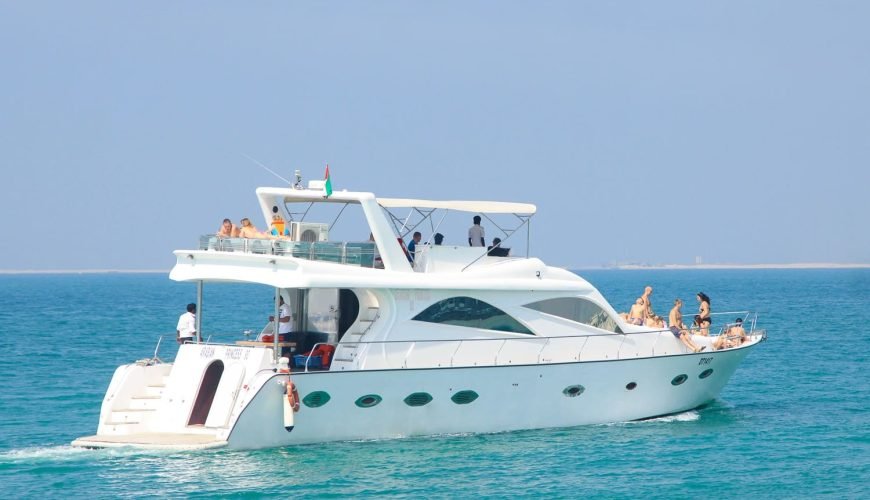 YACHT 80 FEET RENTAL IN DUBAI