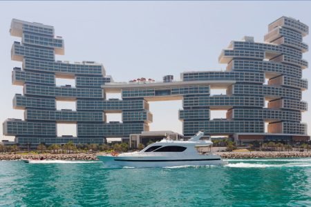 YACHT 82 FEET RENTAL IN DUBAI