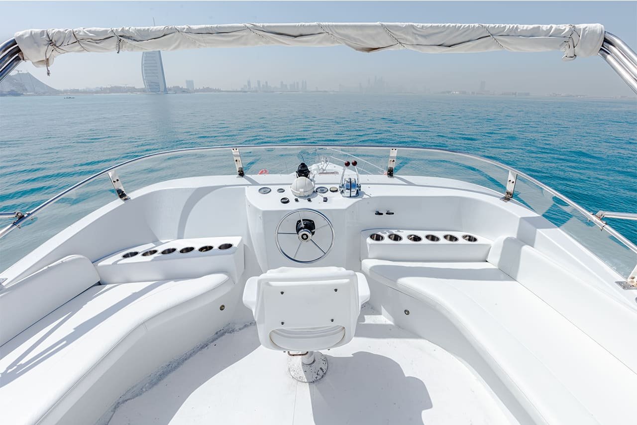 YACHT 82 FEET RENTAL IN DUBAI